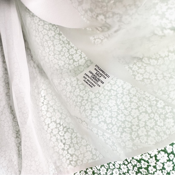 Davi & Dani - Ditsy Ruffle Tiered Vacation Dress - Picture 3 of 6